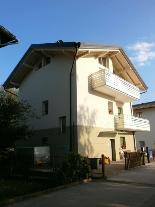 Appartamento Luminoso, Giardino, Vista Dolomiti. Baselga di Pinè Exterior foto